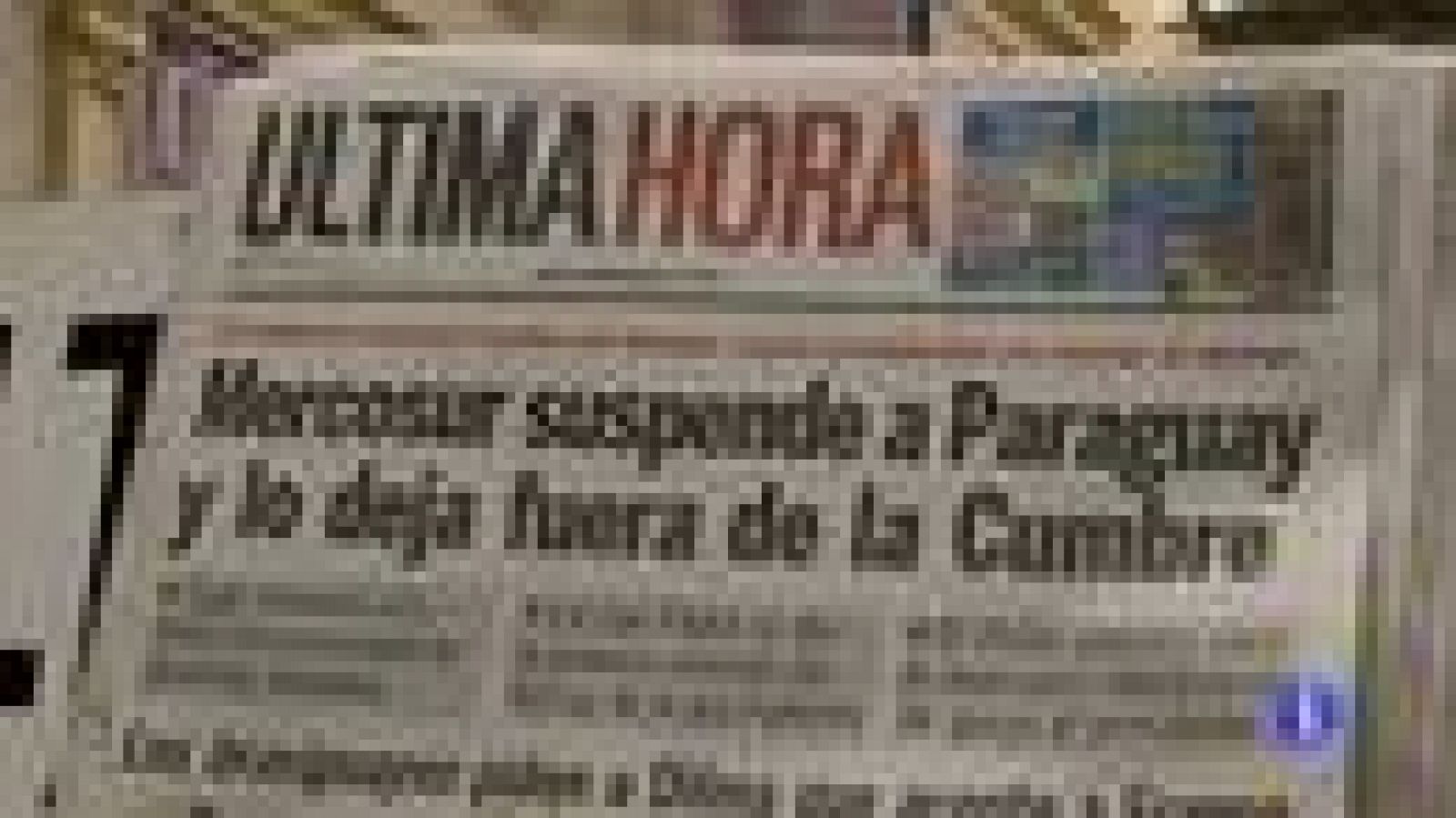  En medio de la tensión que vive Paraguay por la destitución del presidente Fernando Lugo, su sustituto el ex vicepresidente Federico Franco ha tratado de enviar un mensaje de gobernabilidad aunque alertó sobre el riesgo de una "guerra civil" y no escatimó en advertencias a sus vecinos Brasil y Argentina. El presidente de Paraguay, ha dicho que su prioridad es evitar que haya "una guerra civil" por la situación derivada de la destitución de su antecesor, Fernando Lugo, y, después, la relación del país con la comunidad internacional.

