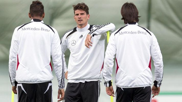 Telediario 1 - Alemania e Italia verán el España - Portugal desde Varsovia