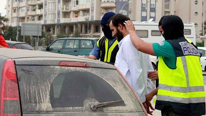 Telediario 1 - Detención de salafistas en Melilla