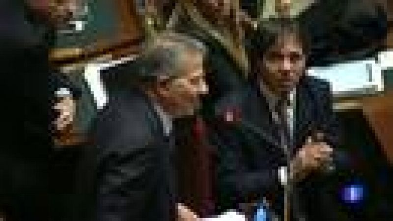 Polémica en Italia por la decisión de Monti de prolongar hasta el 13 de agosto las sesiones del parlamento