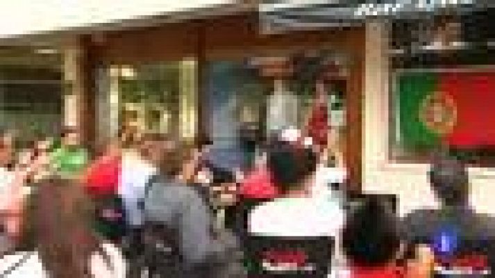 Telediario 1 - Los vecinos portugueses sufrieron por la eliminación