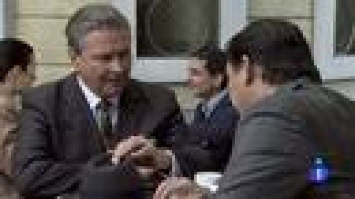 Amar en tiempos revueltos - El asesinato de Clint