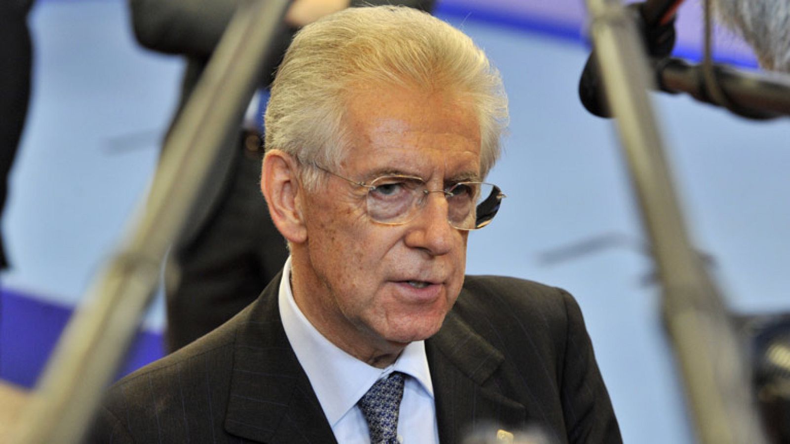 Monti informa de la recapitalización directa a la banca