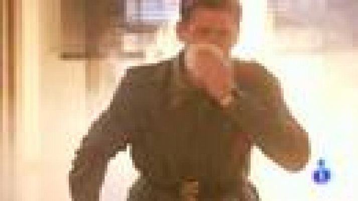 Amar en tiempos revueltos - Alberto, atrapado entre llamas