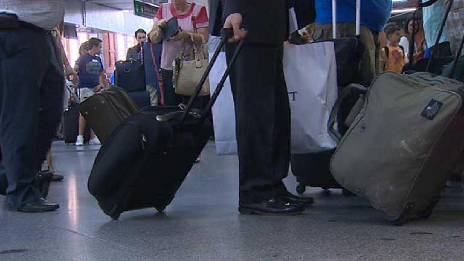 Tres de cada cuatro españoles piensa salir de vacaciones este año