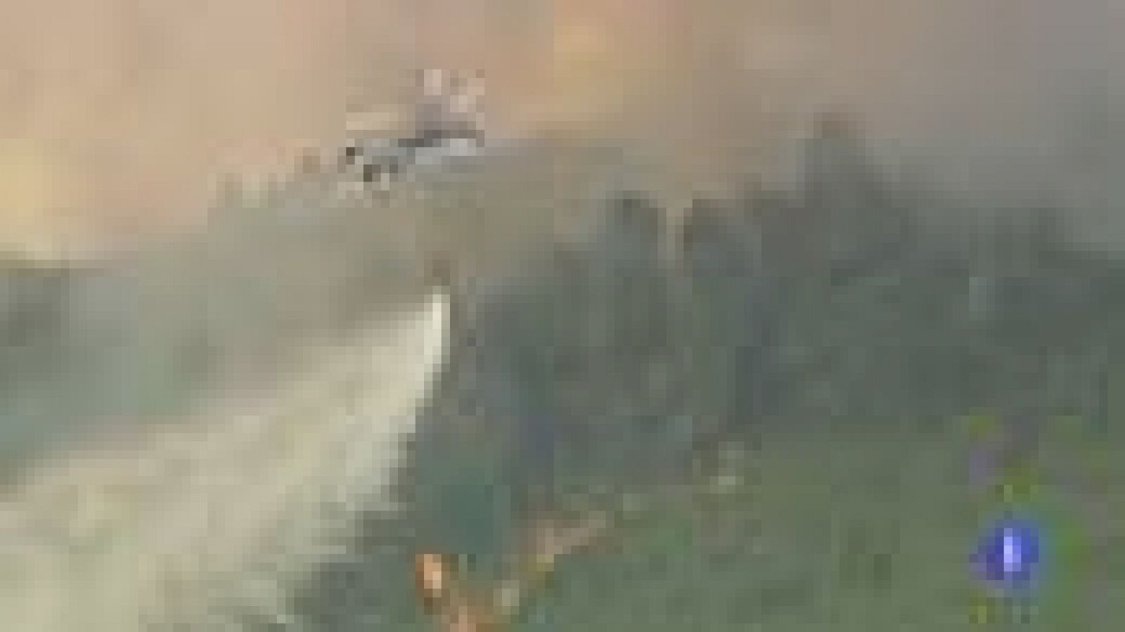 Los dos incendios de Valencia continúan sin control