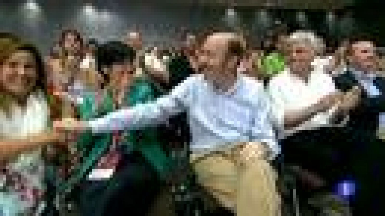 Rubalcaba acusa a Rajoy de aumentar las desigualdades sociales