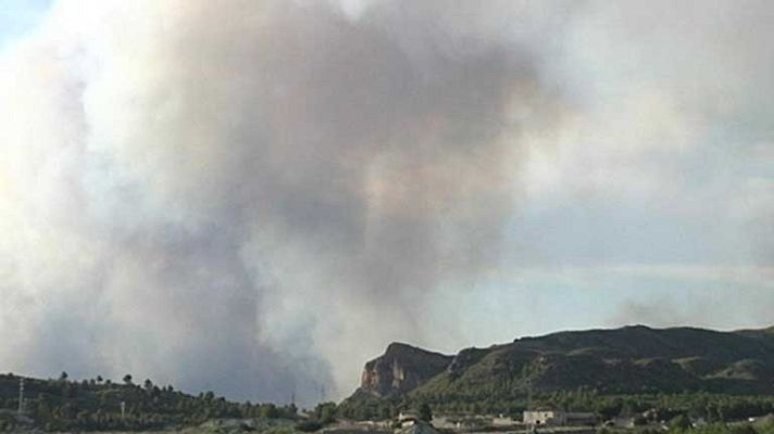 Telediario 1 - Incendio en Murcia y Albacete