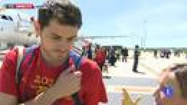 Telediario 1 - Los jugadores dedican la Eurocopa a la afición