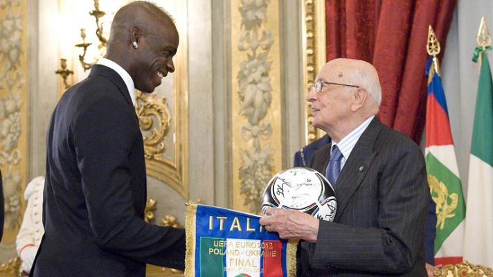 Telediario 1 - Napolitano recibió a la selección italiana