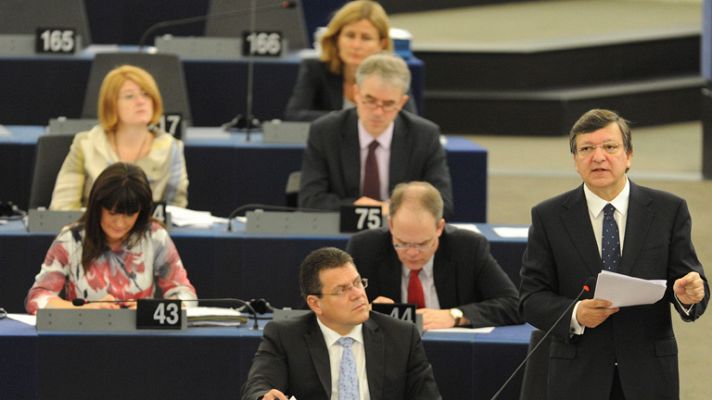 Informativo 24h - Durao Barroso explica en el Parlamento Europeo las conclusiones de la cumbre europea