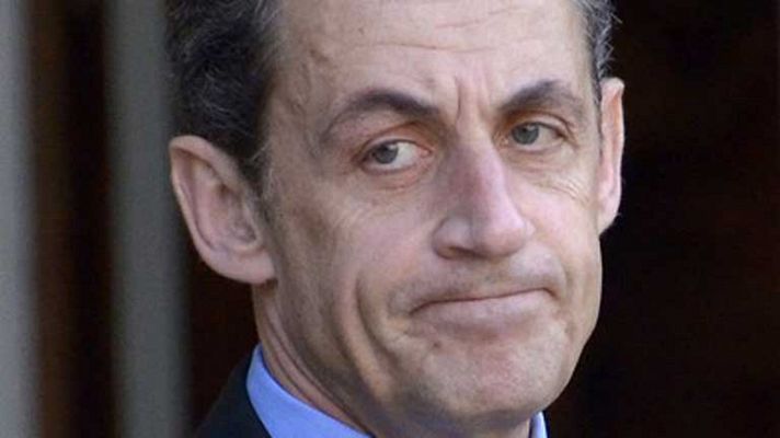 Telediario 1 - Investigan a Sarkozy