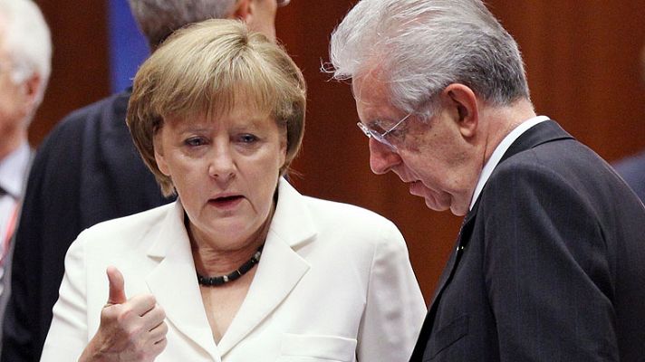 Telediario 1 - Merkel y Monti se reúnen en Roma tras la cesión de Alemania en el Consejo Europeo