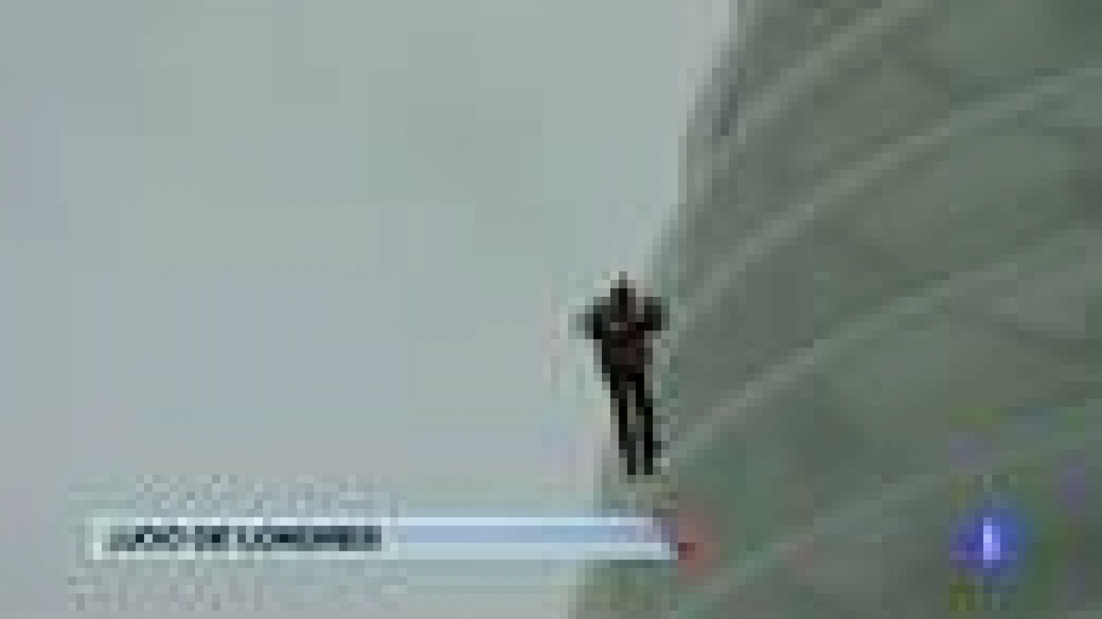 La antorcha sigue su camino hacia Londres por tierra, mar... y aire, sobrevolando el Centro Espacial Nacional de Leicester de forma espectacular.