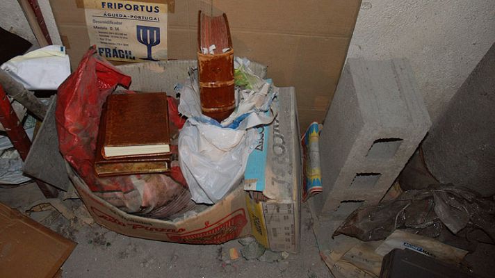 La tarde en 24h - Vídeo en el que se ve a la Polícia descubrir el Códice Calixtino