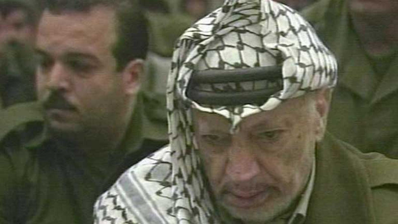 La viuda de Arafat pide la exhumación del cadáver 