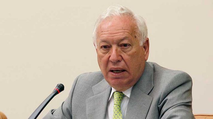 Los desayunos - Margallo corrige a Almunia: "Las recomendaciones de Bruselas no son obligaciones"