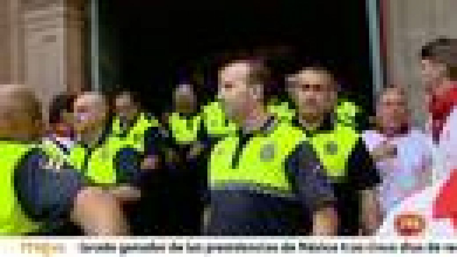 Un grupo de violentos impide la celebración del Riau riau