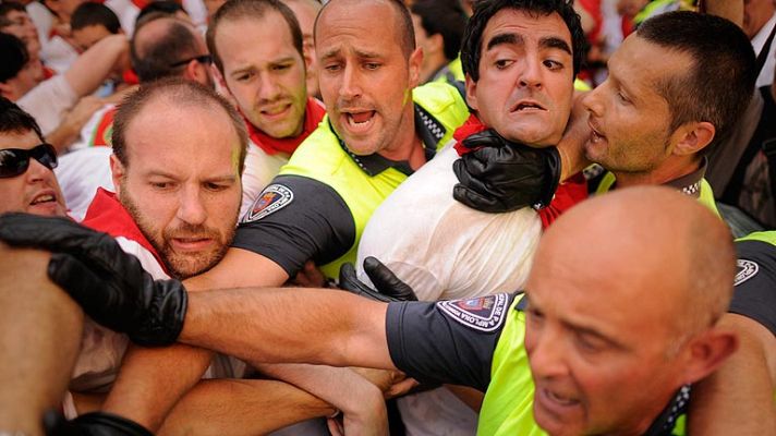 Telediario 1 - Incidentes impiden el Riau riau