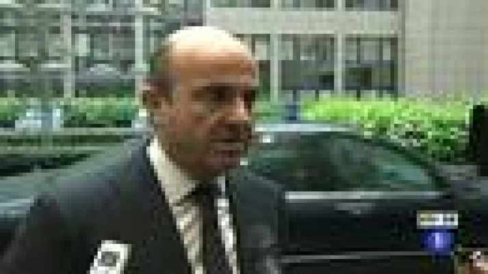 Telediario 1 - De Guindos: el interés que pagará España por el rescate de la banca "puede ser más bajo" del 4%