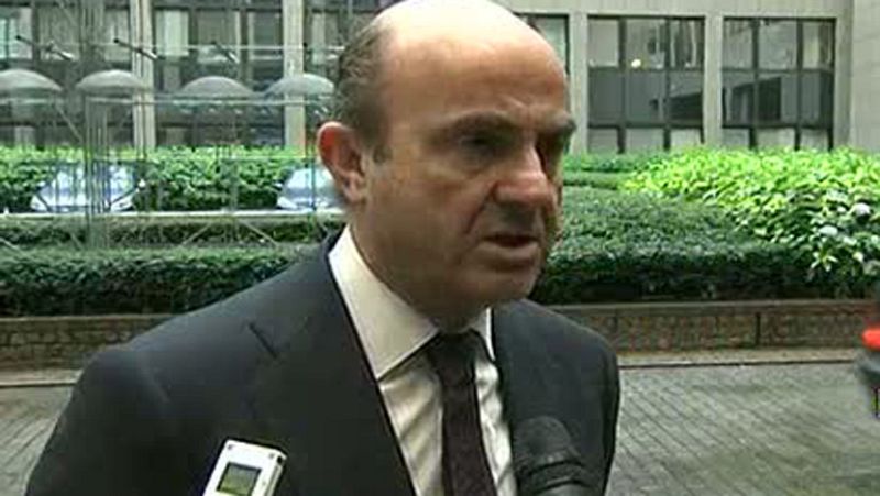 De Guindos: el interés que pagará España por el rescate de la banca "puede ser más bajo" del 4%