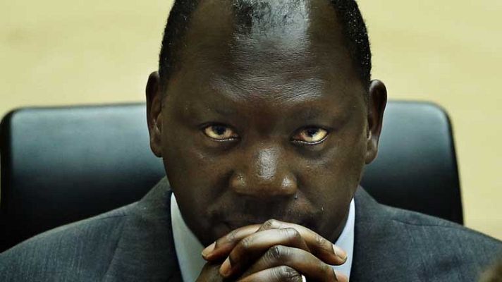 Telediario 1 - El drama de los niños soldados