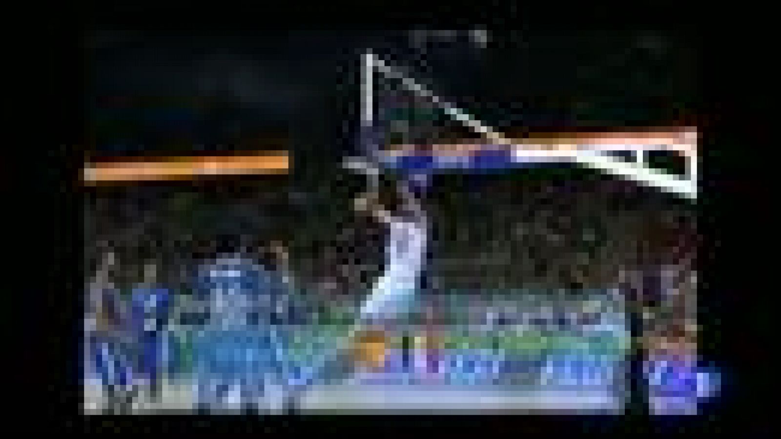 El Palacio de los deportes de Madrid acoge el partido entre los dos mejores equipos de Europa.  A partir de las diez España Francia por la 1 de televisión Española. Un partidazo que hasta Pau Gasol recomienda.