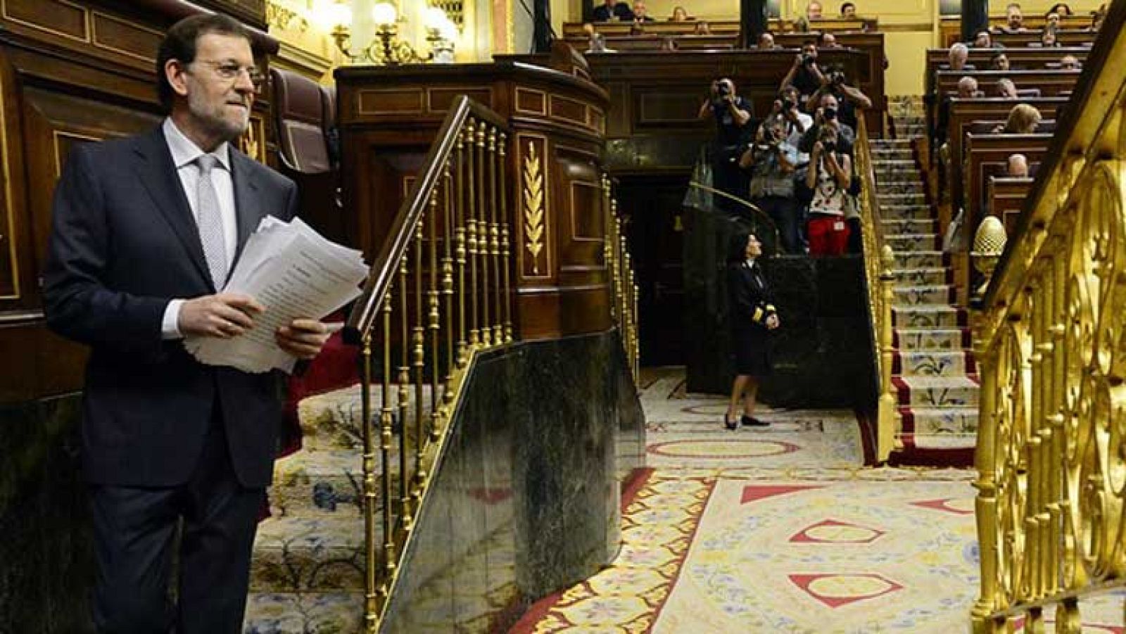 Rajoy reconoce que los recortes suponen un gran sacrificio, pero señala que "no queda más remedio"