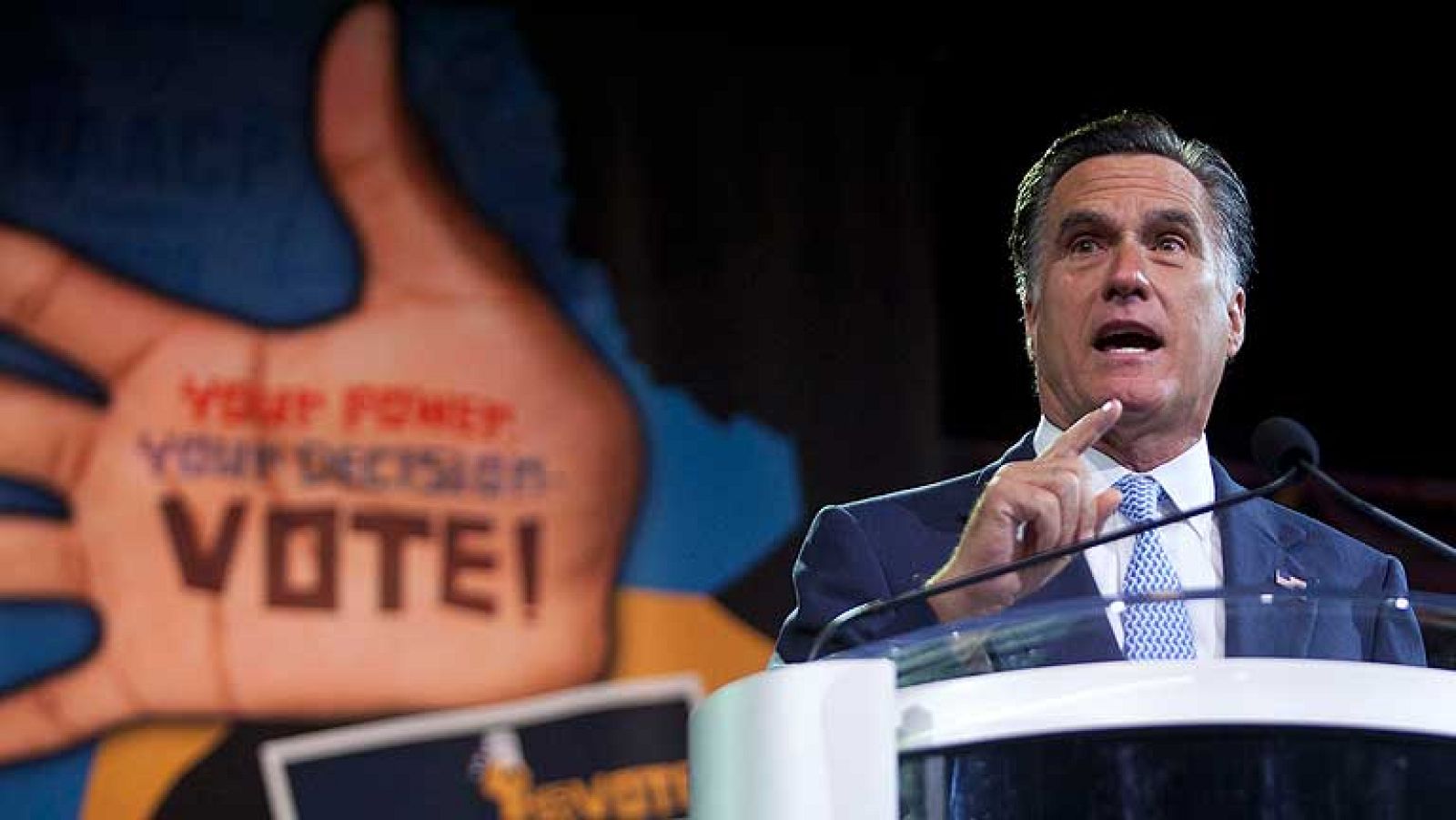 Romney, abucheado al condenar la reforma salud ante una asociación afroamericana