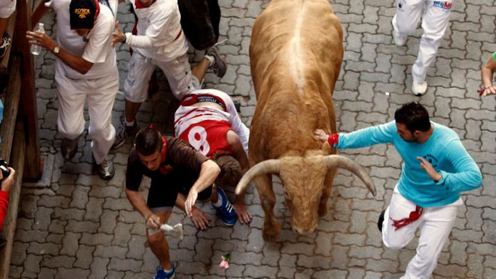San Fermín - Los mejores momentos del séptimo encierro de San Fermín 2012