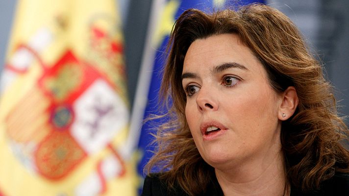 Informativo 24h - Sáenz de Santamaría asegura que no aplaudieron los recortes sino la valentía de Rajoy