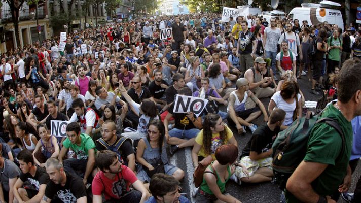 Protestas frente a la sede del PP