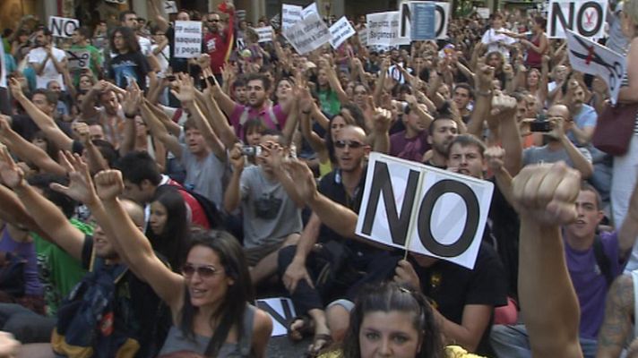 Telediario 1 - Nueve detenidos en las protestas