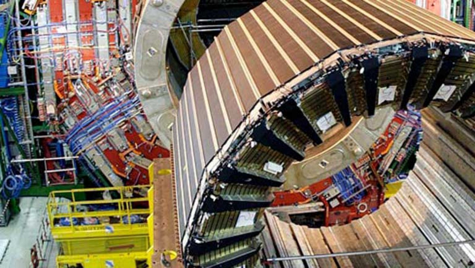 Informe Semanal: Hacia el corazón de la materia