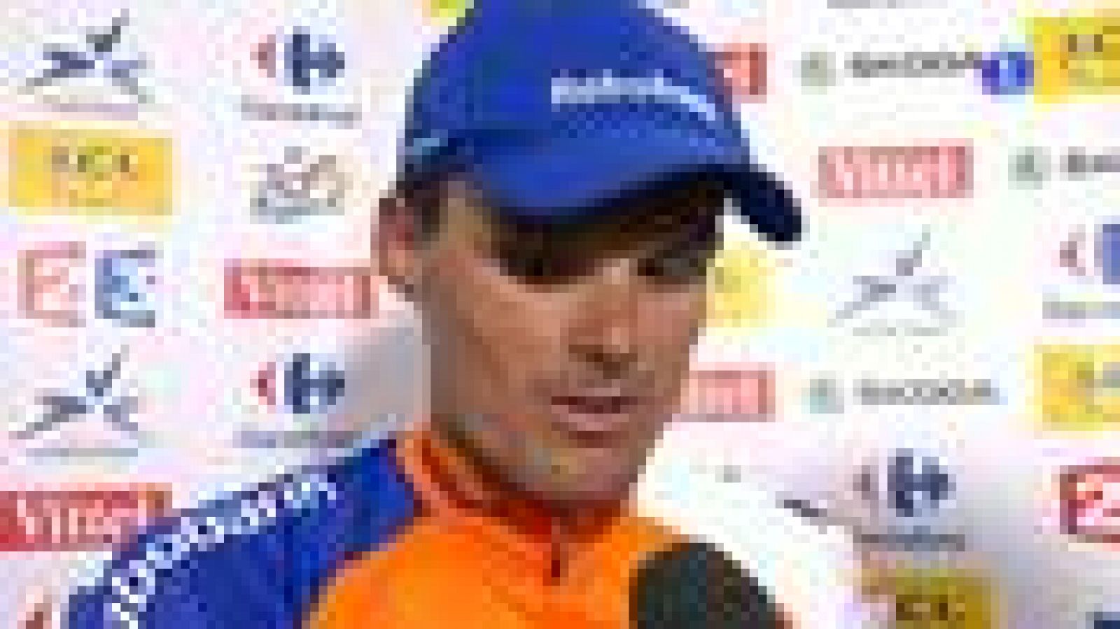Luis León Sánchez, que sumó hoy en Foix su cuarta victoria en el Tour de Francia, dedicó el triunfo, como siempre, a su hermano fallecido, a su familia y a sus compañeros y aseguró que el triunfo llega tras un Tour que comenzó mal, con una caída en l