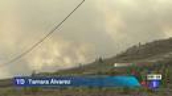 El incendio de Tenerife afecta ya a unas 1.200 hectáreas