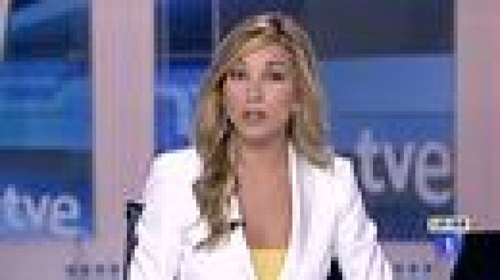 Telediario 1 - Críticas a los recortes del PP