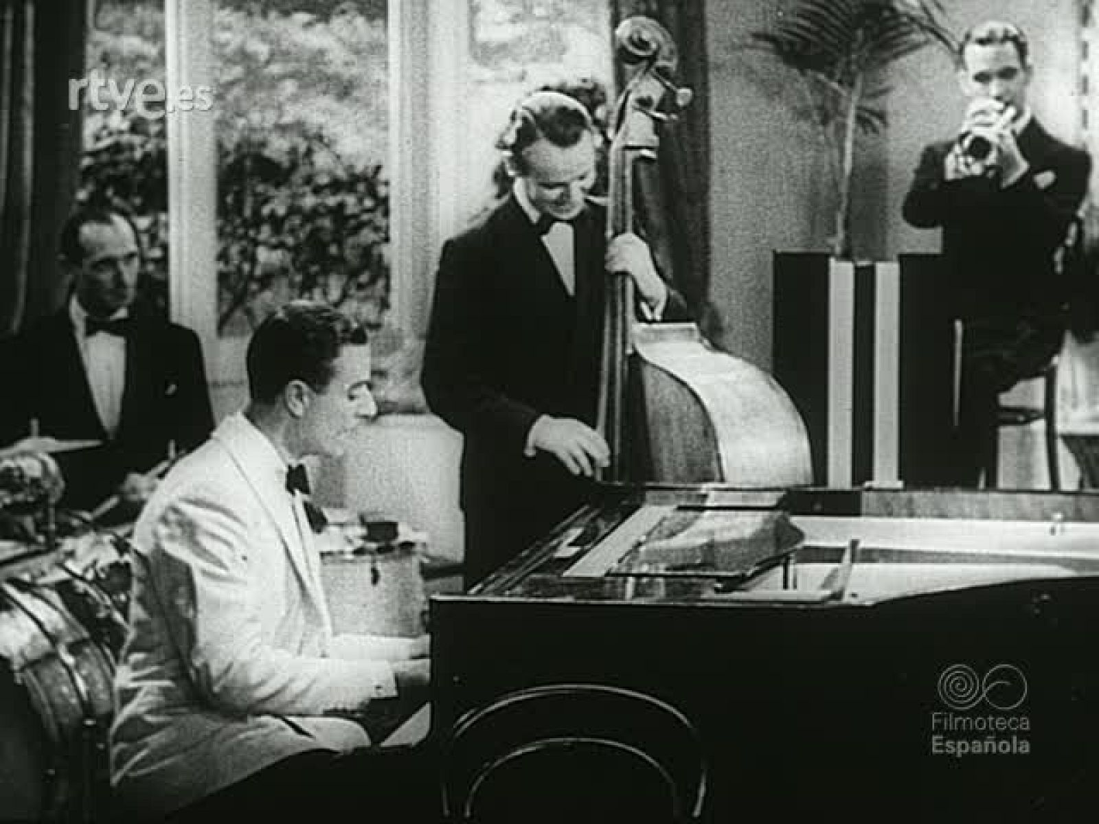 NOT N 40 B - NO-DO | Ver