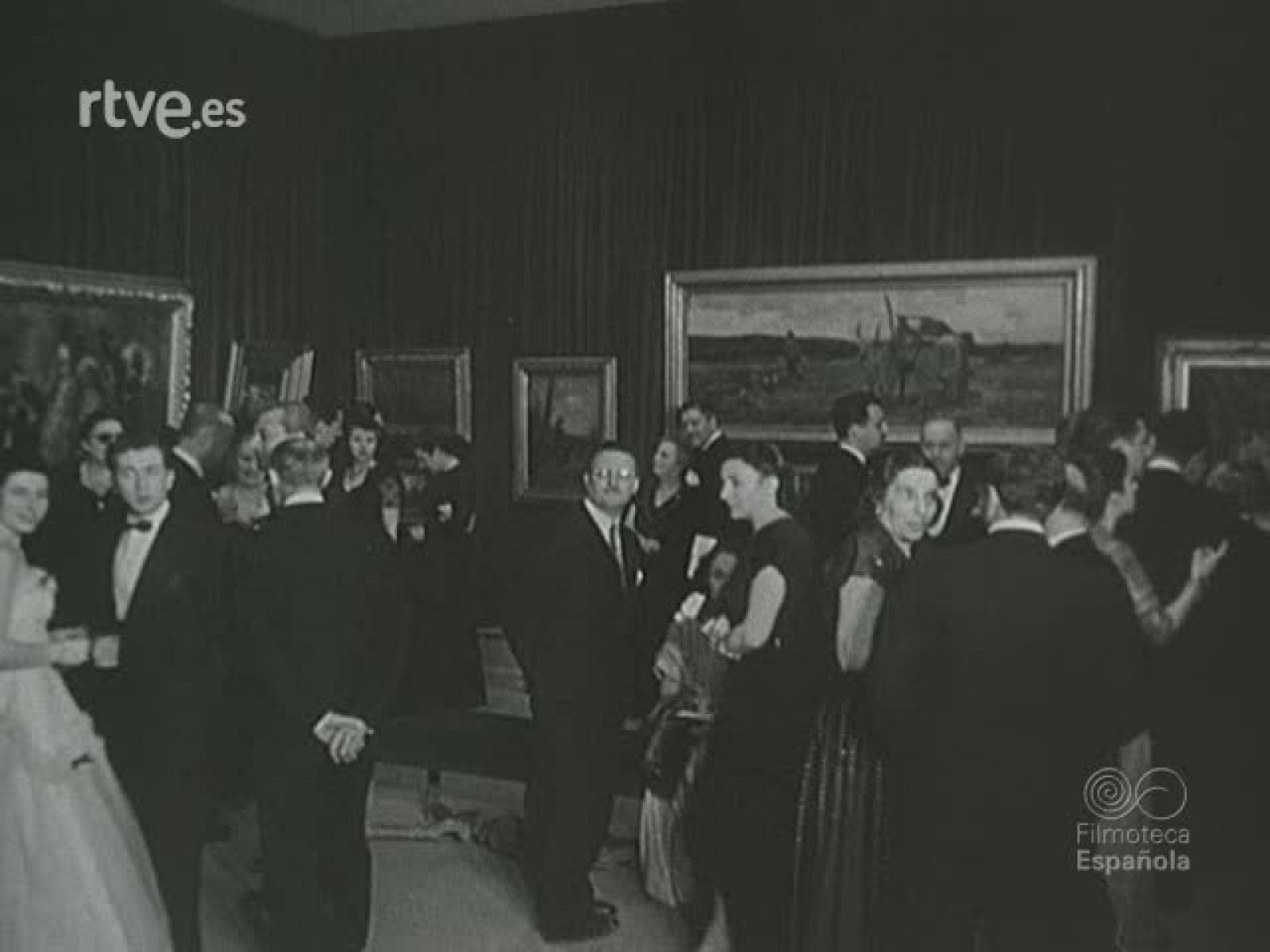 NOT N 324 B - NO-DO | Ver