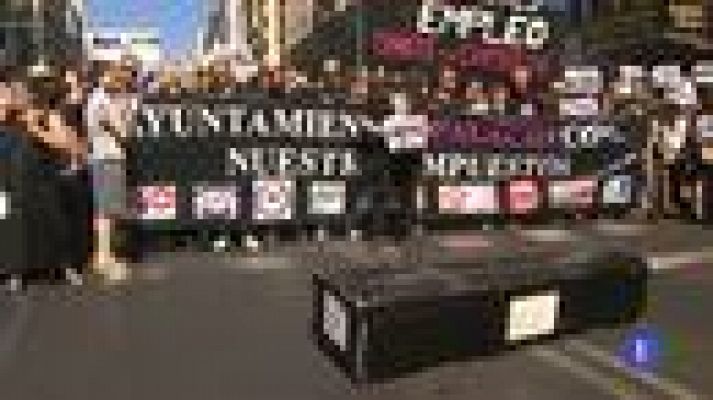 Telediario 1 - Protestas de los funcionarios