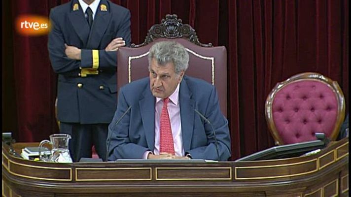  - El presidente del Congreso amonesta a Andrea Fabra por sus insultos