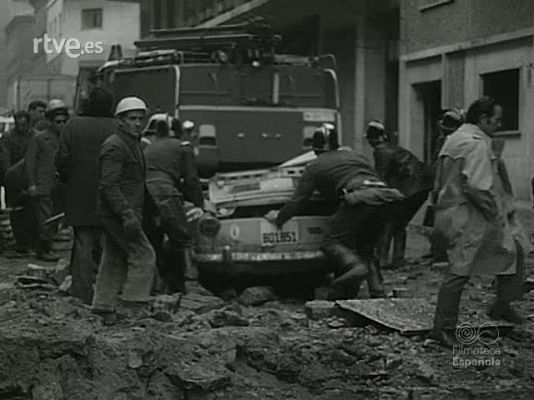 NOT N 1615 BIS. MUERTE DE CARRERO BLANCO. EDICION ESPECIAL A-B