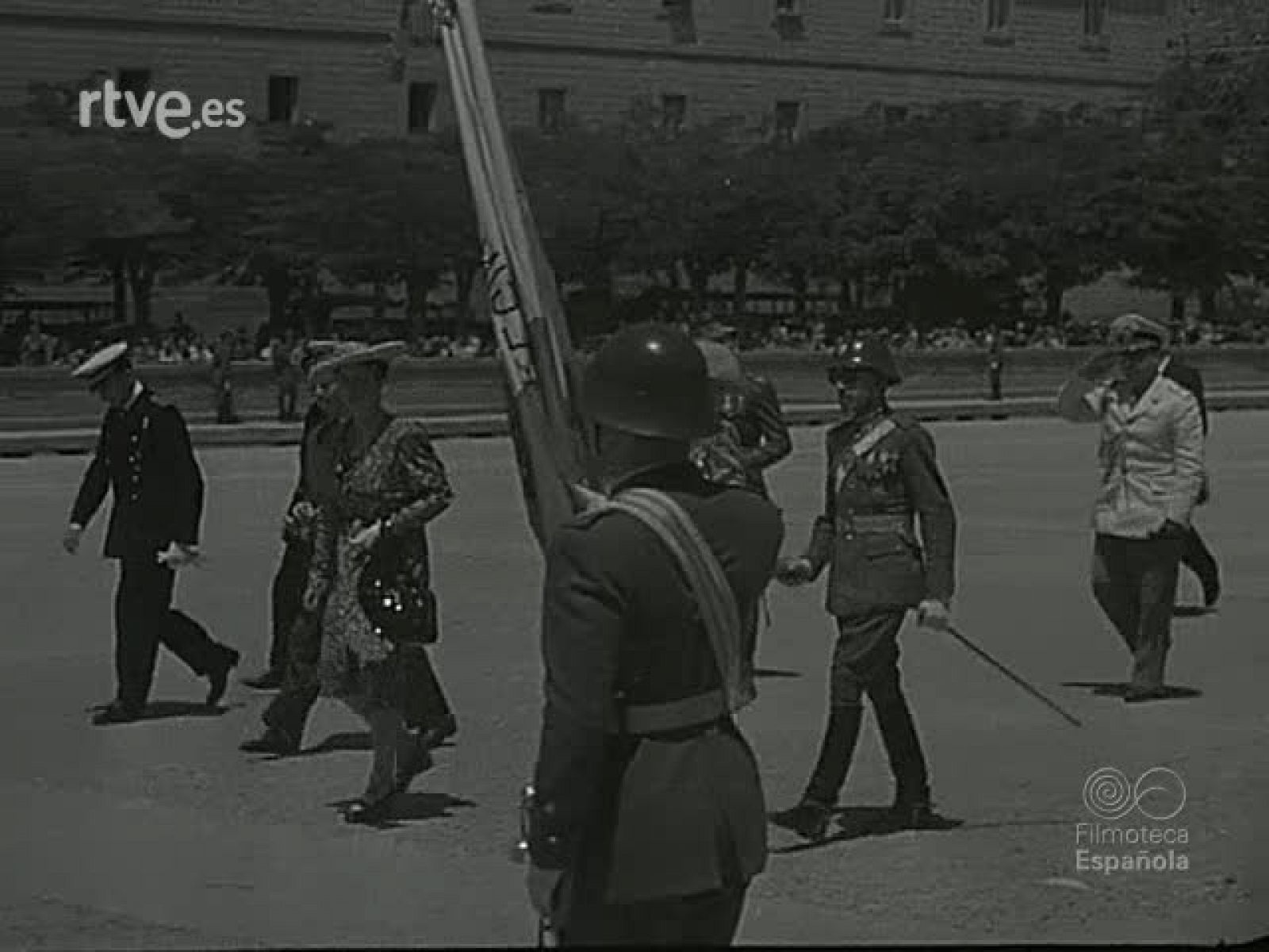 NOT N 233 A - NO-DO | Ver