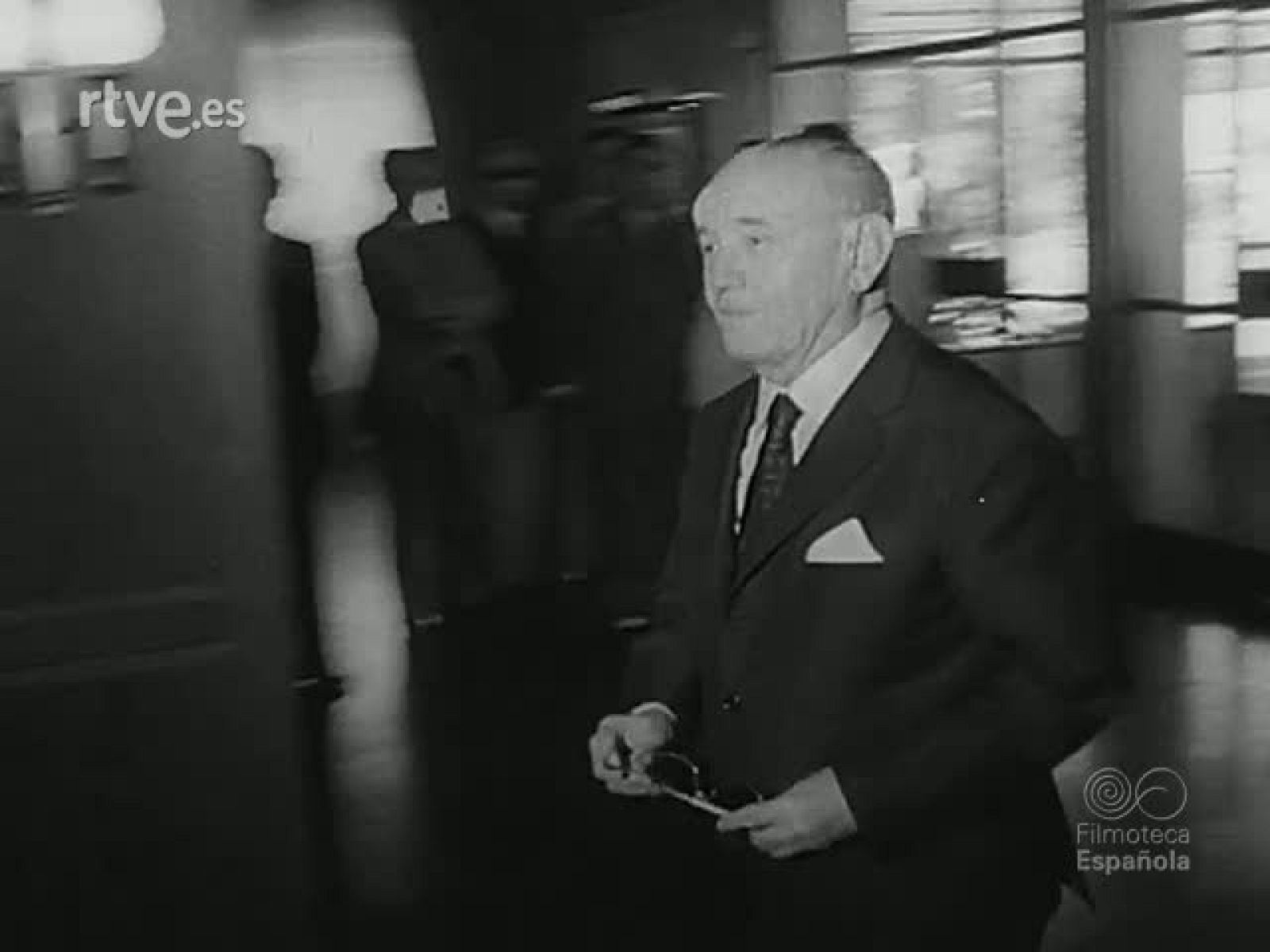 NOT N 1645 A - NO-DO | Ver