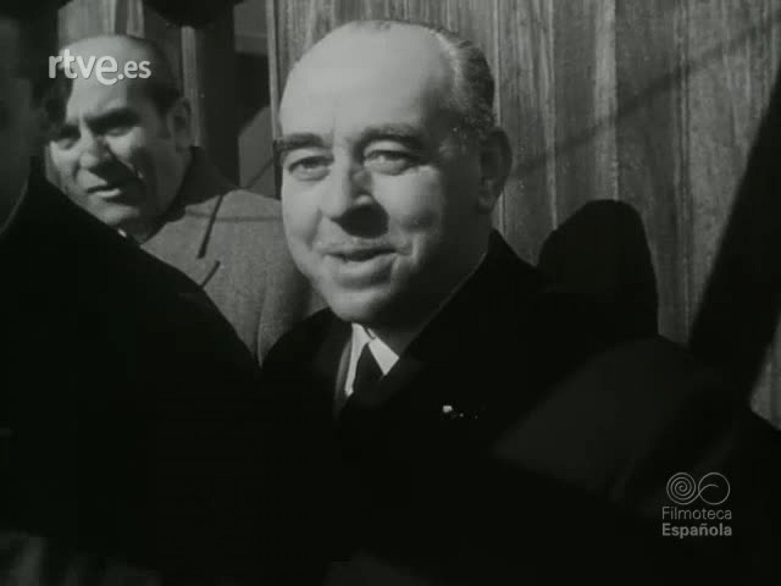 NOT N 215 B - NO-DO | Ver