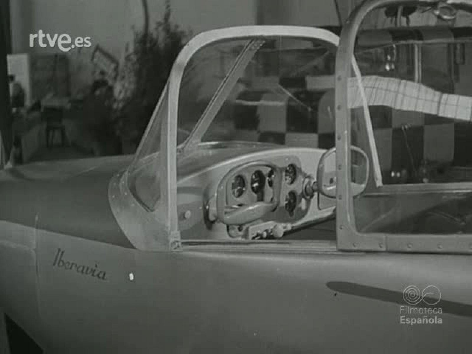 NOT N 389 A - NO-DO | Ver