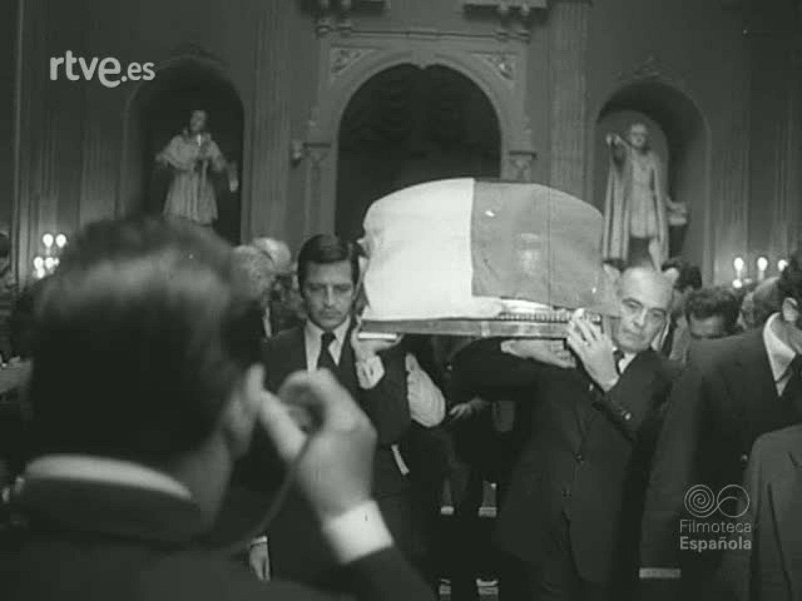 NOT N 1746 B - NO-DO | Ver