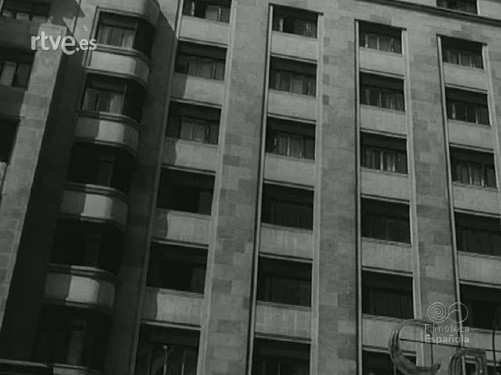 NOT N 1747 B - NO-DO | Ver