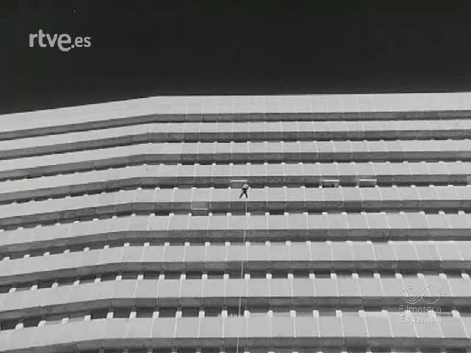 NOT N 1748 A - NO-DO | Ver