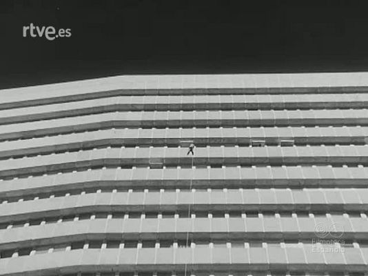 NO-DO - NOT N 1748 A